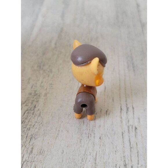 Mini Victorian style orange tabby cat accessory toy figure - Picture 3 of 4